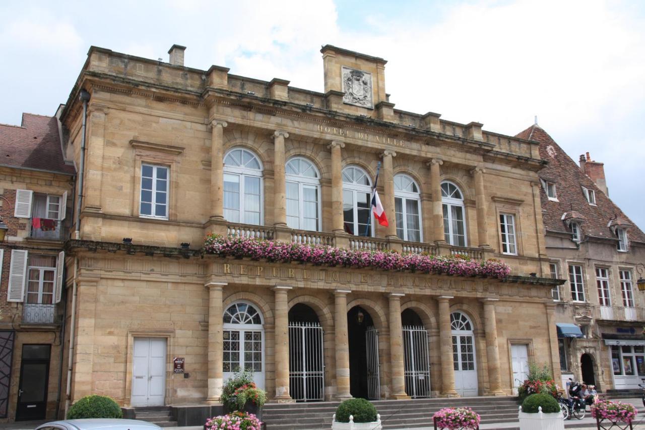 Appt "Coeur Moulinois" Appartamento Moulins  Esterno foto